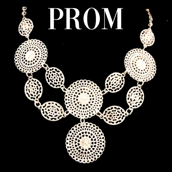 Charming Charlie 18" filigree Necklace NWT - Picture 2 of 8